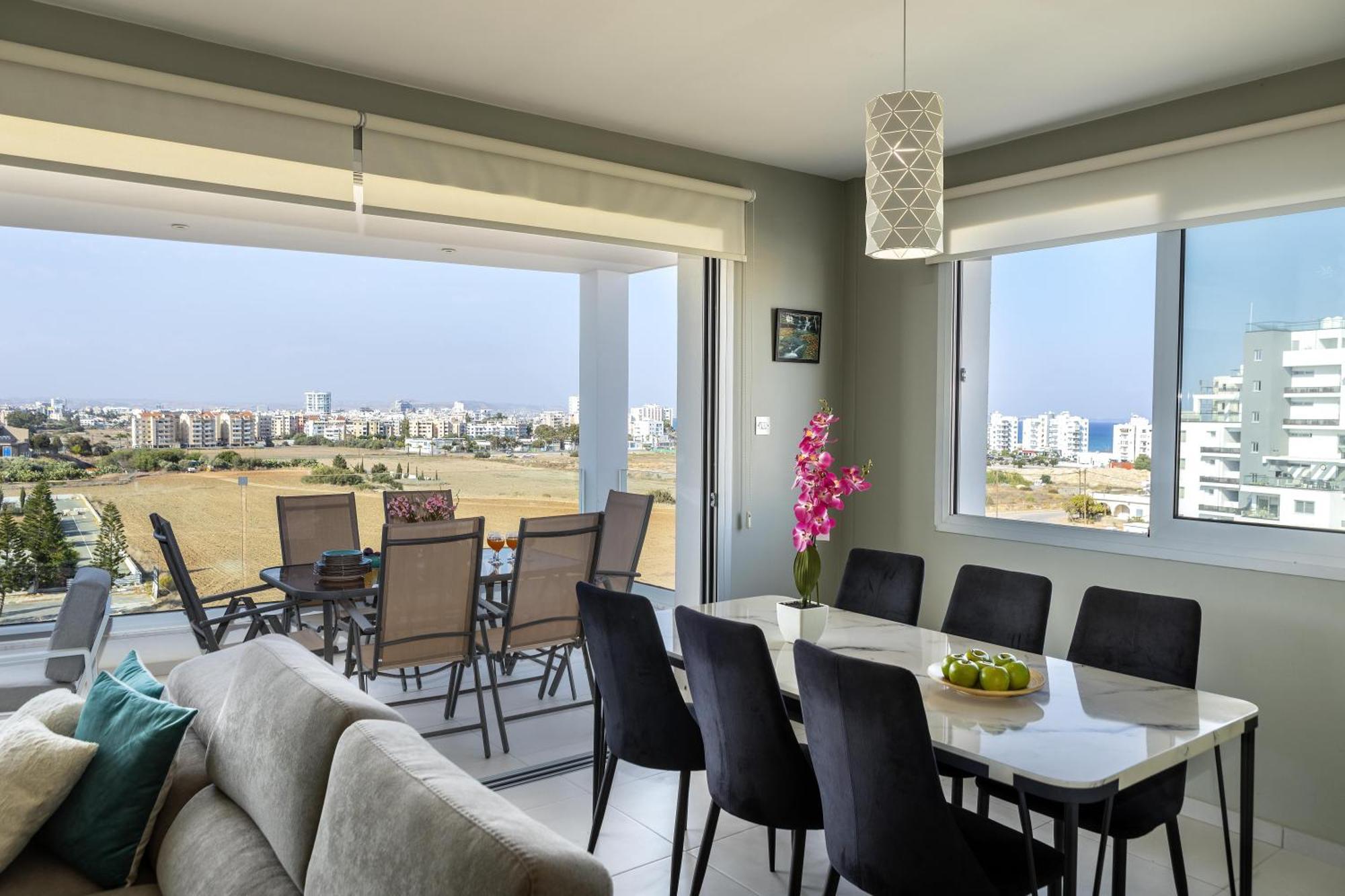 Majestic Sunset Salt Lake Views 300M From Beach Larnaca Bagian luar foto