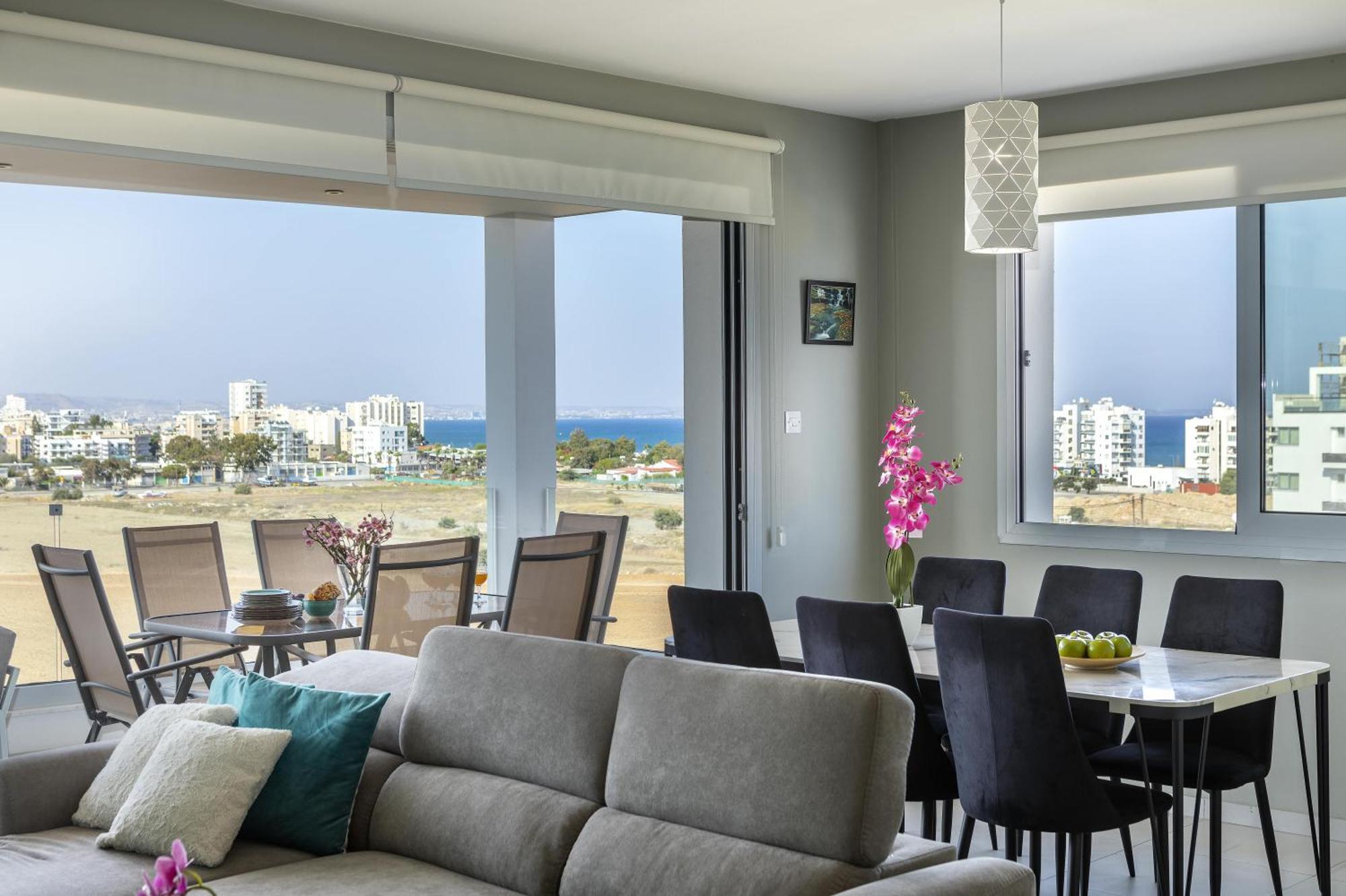 Majestic Sunset Salt Lake Views 300M From Beach Larnaca Bagian luar foto